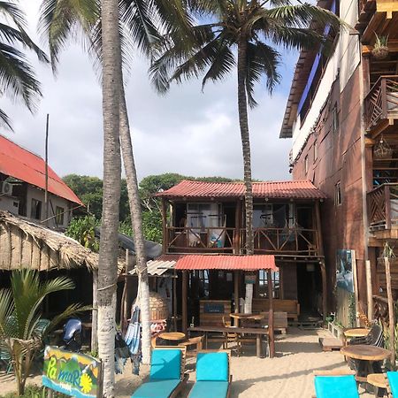 Palmario Hostal Guachaca Екстериор снимка