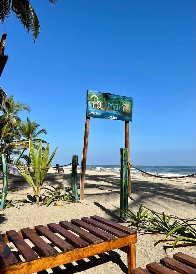 Palmario Hostal Guachaca Екстериор снимка